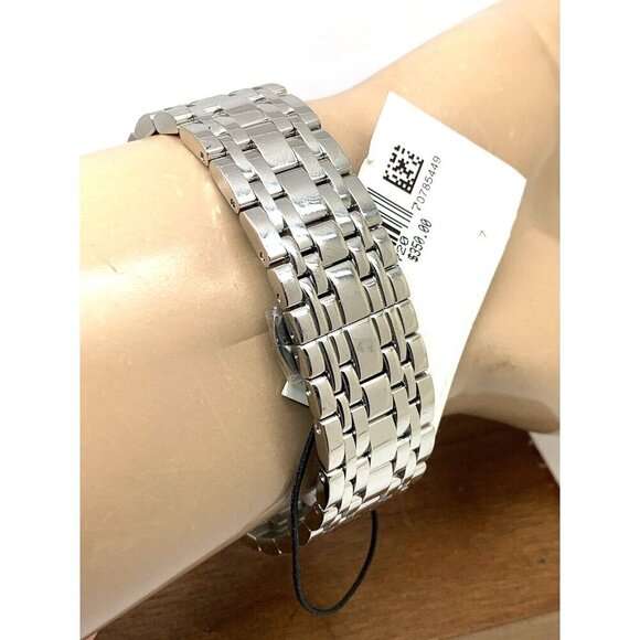 Bulova Men's Watch 96D145 Diamond Black Dial Silver Stainless Steel Quar… - Picture 11 of 15